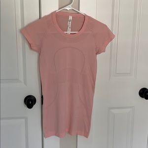 Lululemon short-sleeved top.